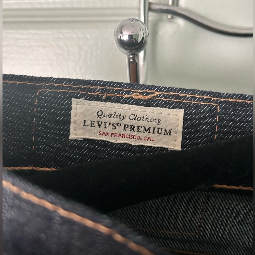 Levi’s premium 510 blue indigo jeans